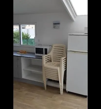 Maison En Pierre A La Mer *